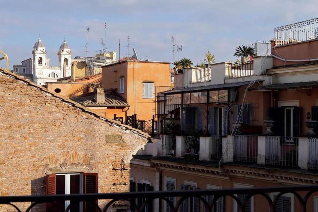 Boutique Suites Della Croce Ρώμη Εξωτερικό φωτογραφία