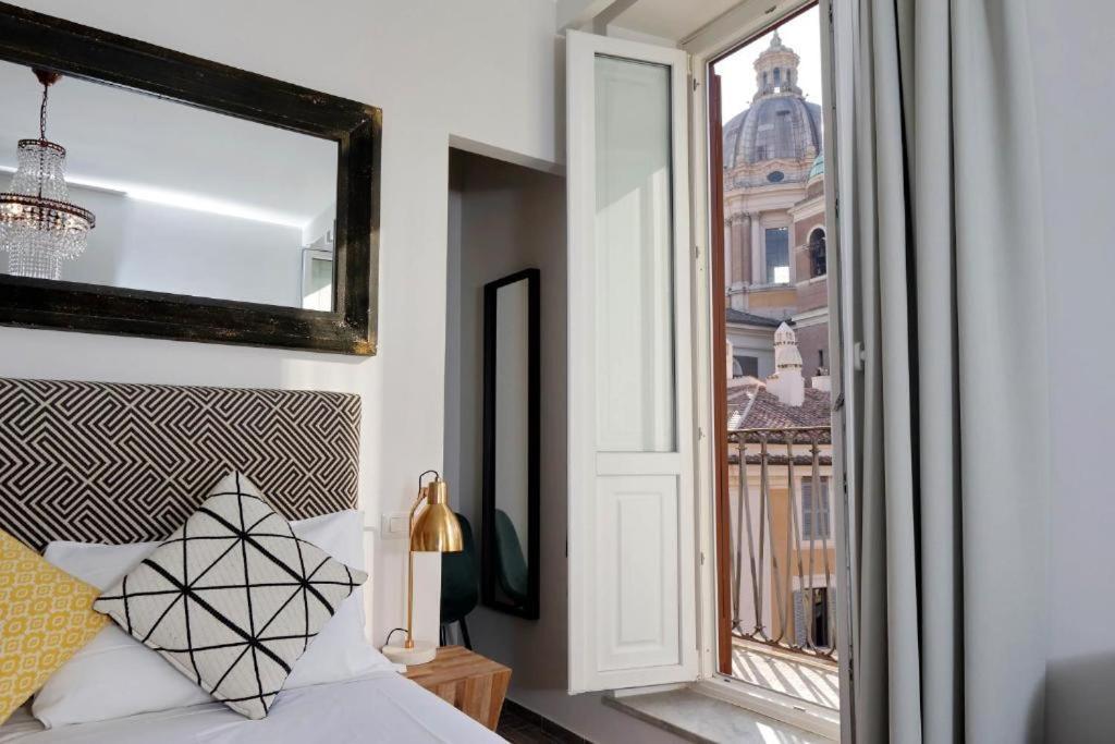 Boutique Suites Della Croce Ρώμη Εξωτερικό φωτογραφία
