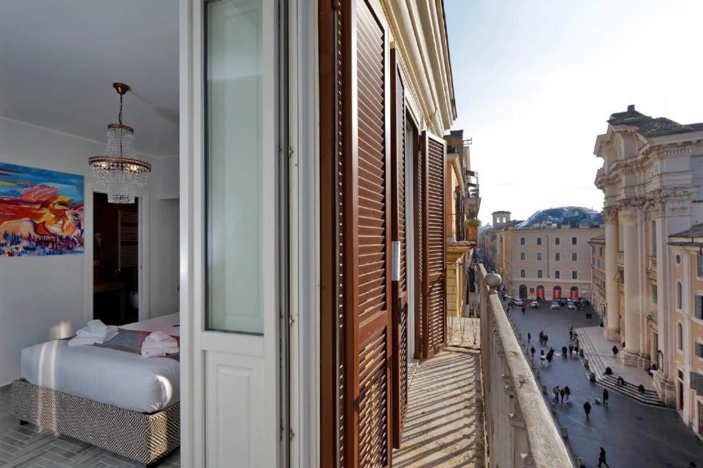 Boutique Suites Della Croce Ρώμη Εξωτερικό φωτογραφία