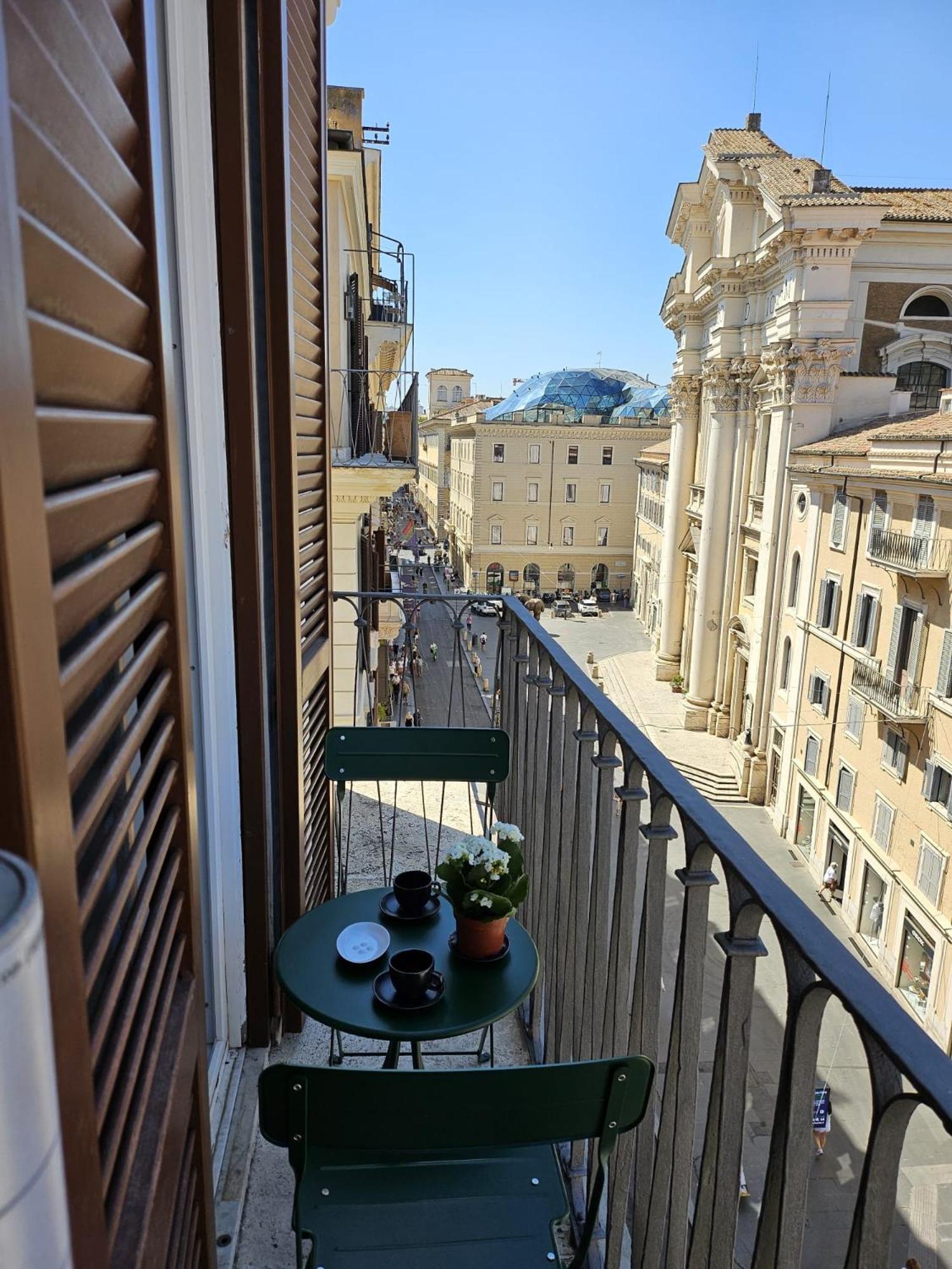 Boutique Suites Della Croce Ρώμη Εξωτερικό φωτογραφία
